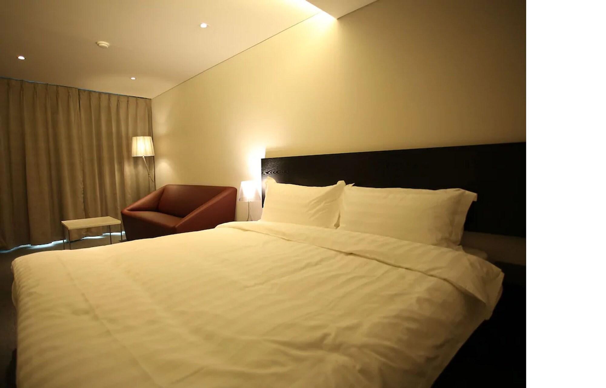 I.T.W Hotel Сеул Экстерьер фото
