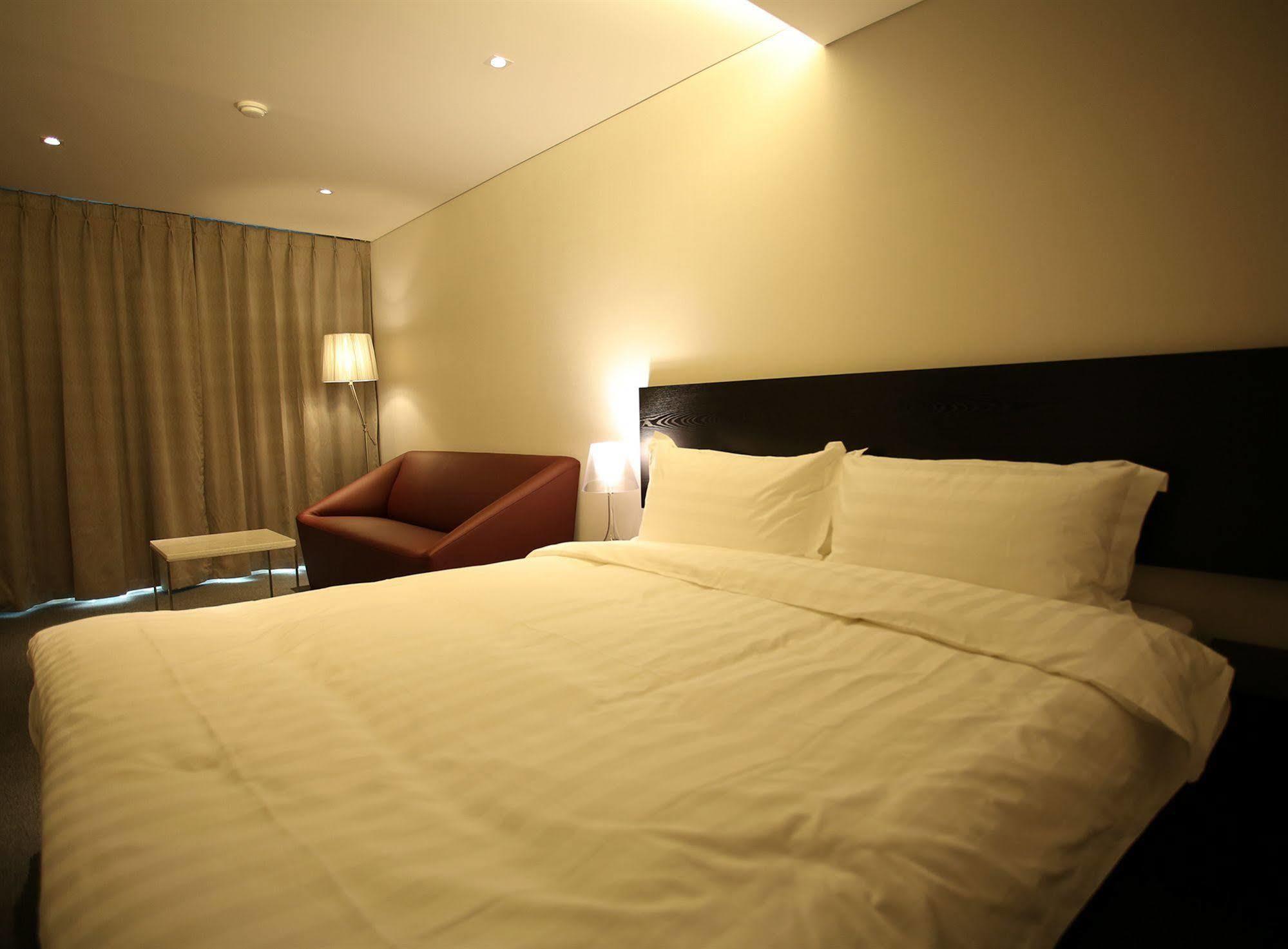 I.T.W Hotel Сеул Экстерьер фото