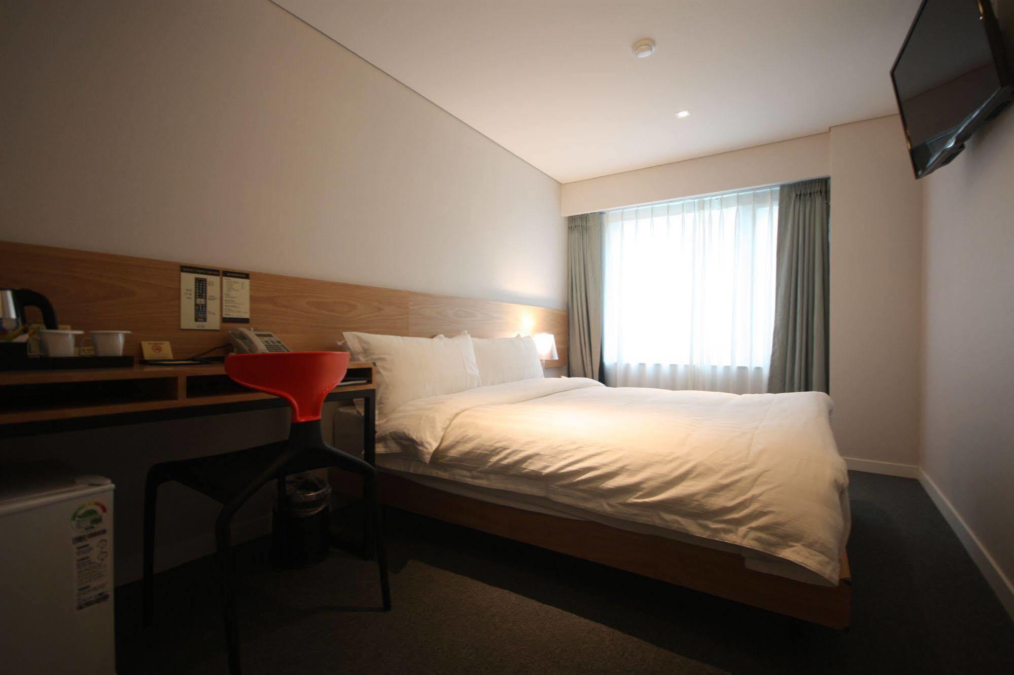 I.T.W Hotel Сеул Экстерьер фото